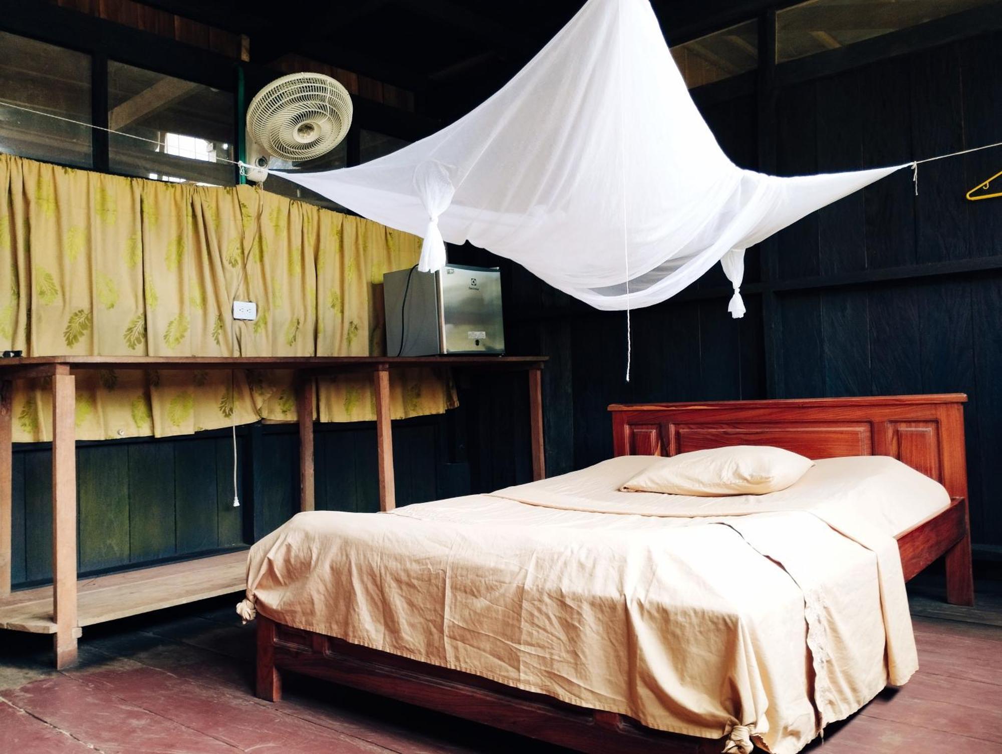 Hospedaje Y Tours Reina Arriera Amazonas Colombia Macedonia エクステリア 写真