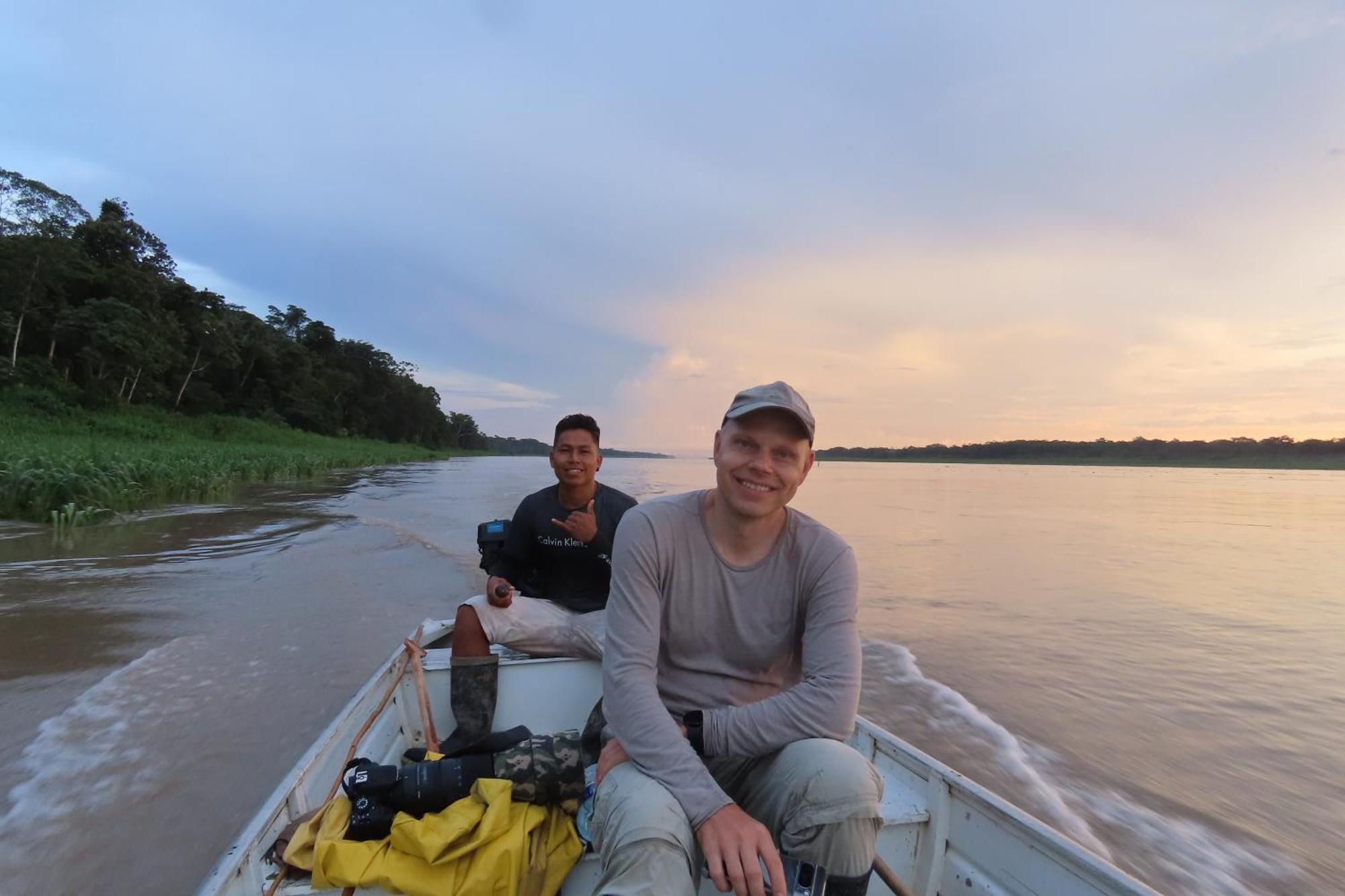 Hospedaje Y Tours Reina Arriera Amazonas Colombia Macedonia エクステリア 写真