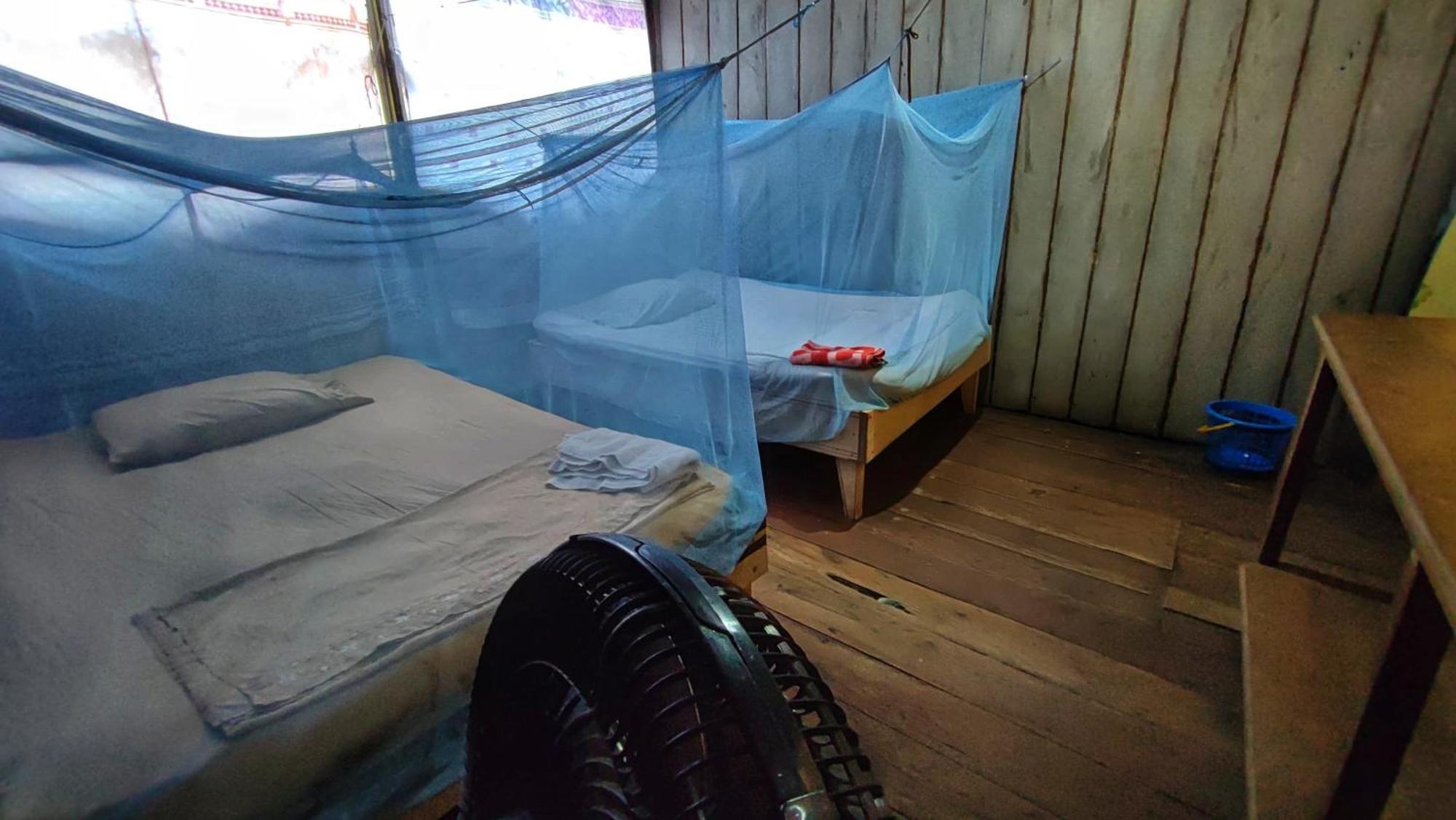 Hospedaje Y Tours Reina Arriera Amazonas Colombia Macedonia エクステリア 写真