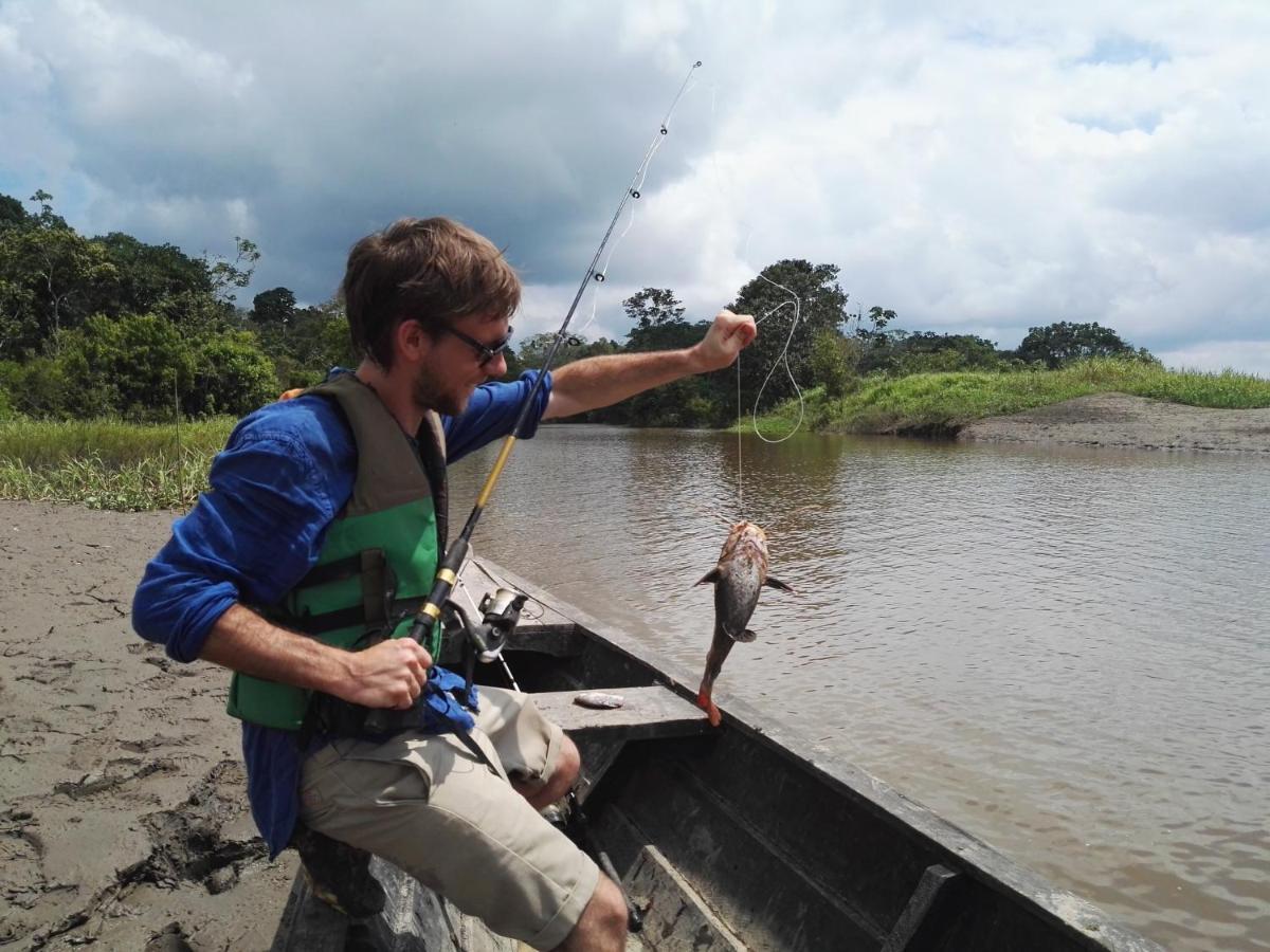 Hospedaje Y Tours Reina Arriera Amazonas Colombia Macedonia エクステリア 写真